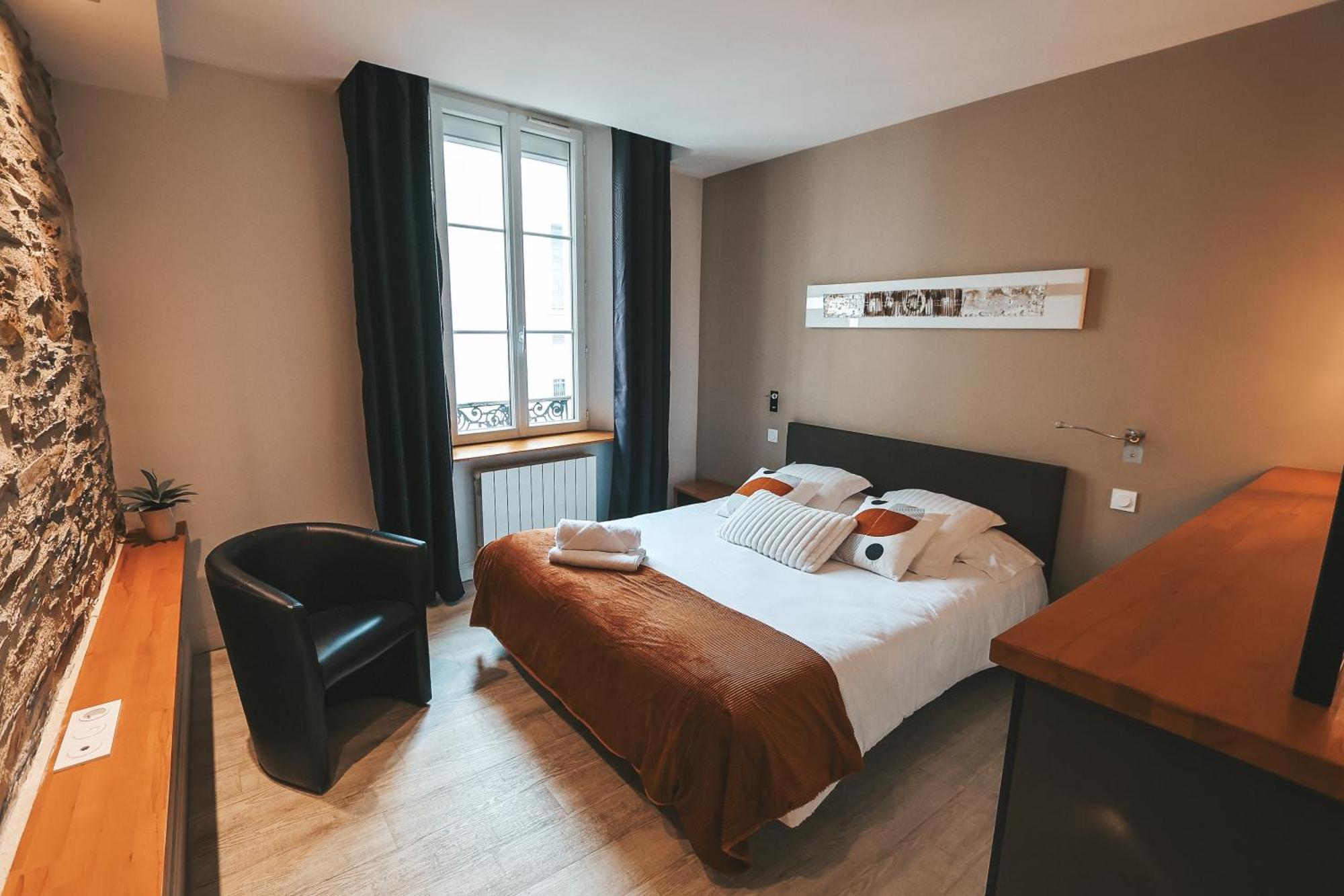 Suit'Home Commerce Angers Kültér fotó
